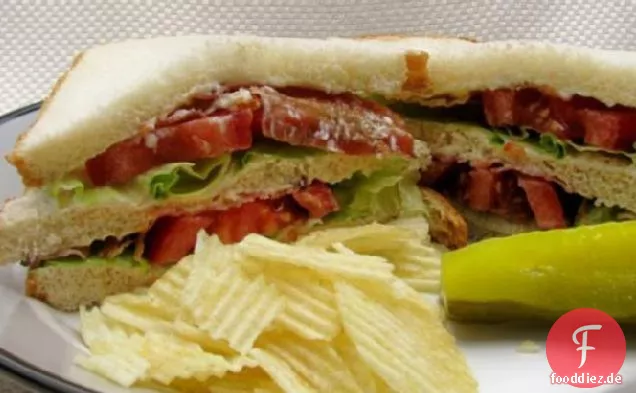 Doppeldecker-Tomaten-Sandwiches
