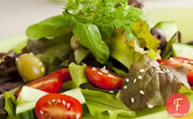 Gehackter nahrhafter Salat