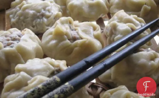 Gedünstetes Huhn und Kokosnuss-Shumai (Dim Sum)