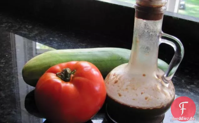 Grüne Erbsensuppe mit Minze-Gelato