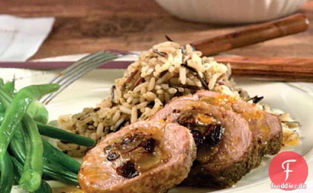 Mit Früchten gefülltes Schweinefilet mit Orangen-Senf-Sauce