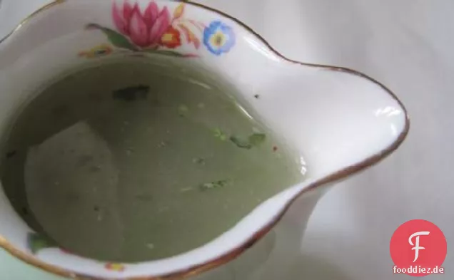 Zitronen-Kräuter-Dressing Mit Minze und Estragon
