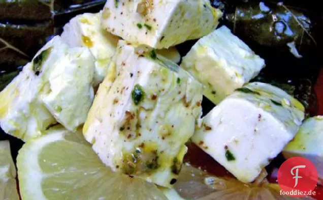 Kraut & Knoblauch marinierter Feta
