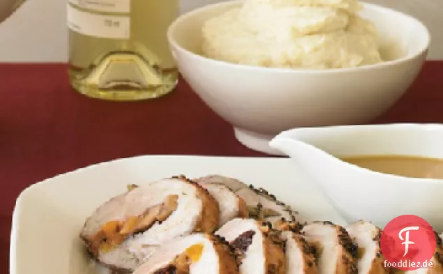 Schweinelende mit Trockenfrüchten und Kastanienfüllung