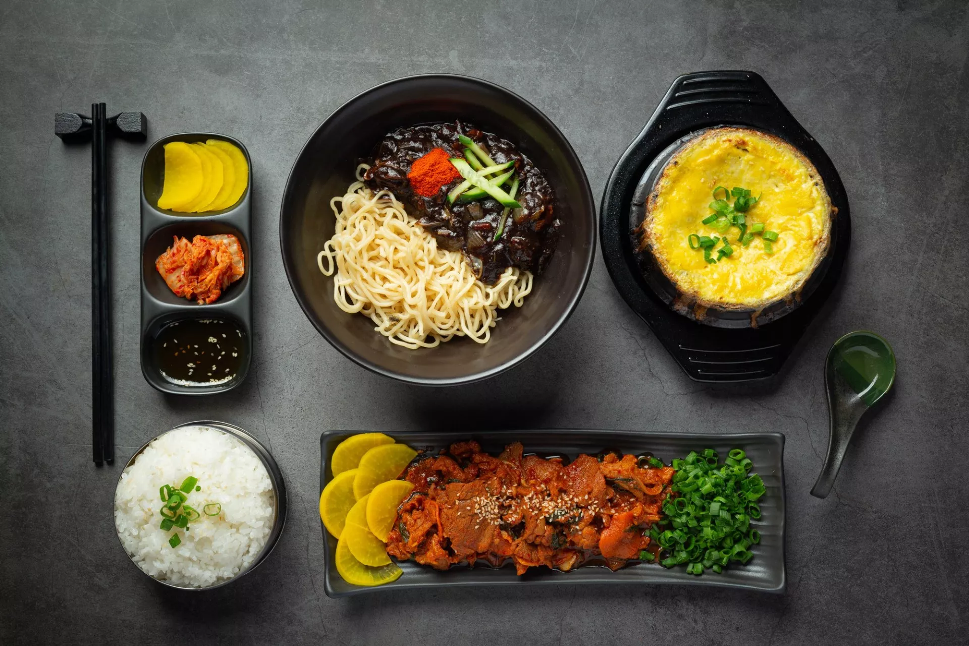 Neun traditionelle koreanische Lebensmittel, die Sie probieren sollten