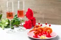 Wie man ein romantisches Abendessen macht